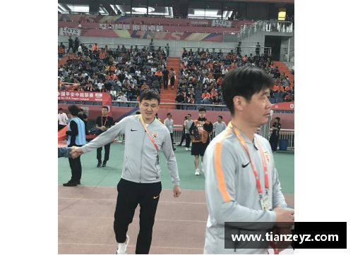 山东队主帅突然宣布辞职，球队管理层危机四伏